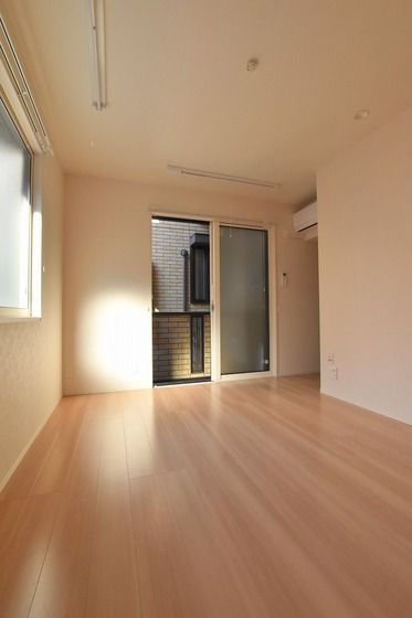 �y���̑������E�X�y�[�X�z�@