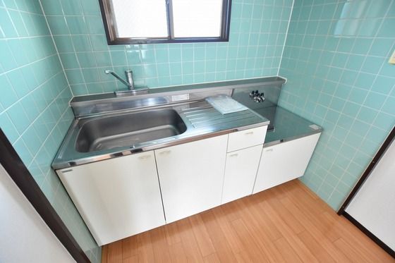 �y�L�b�`���z�@