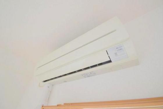 �y���̑��ݔ��z�@