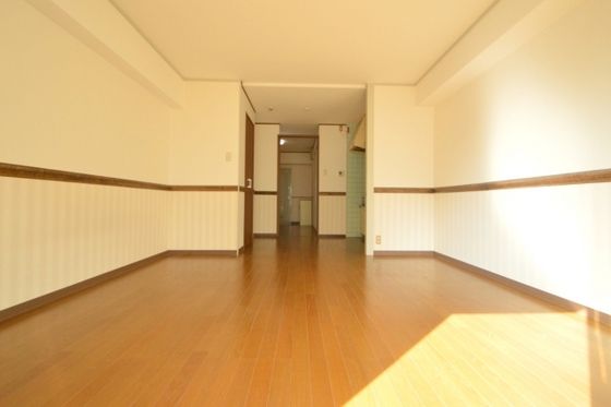 �y�����E���r���O�z�@�L�X12���̃t���[�����O���(^^)