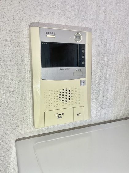 �y�Z�L�����e�B�z�@�s�u�t�C���^�[�z��