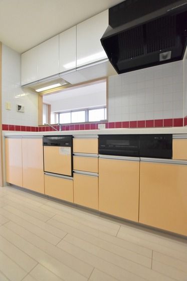 �y�L�b�`���z�@