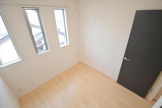 �y���̑������E�X�y�[�X�z�@