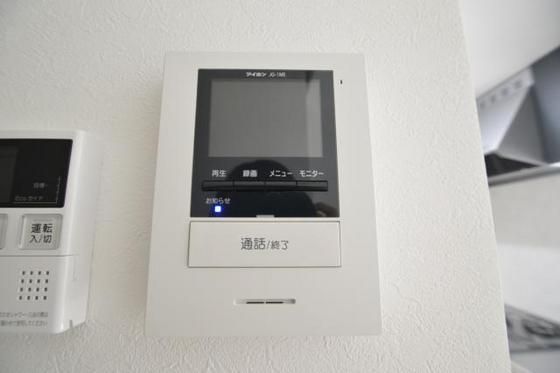 �y�Z�L�����e�B�z�@���j�^�[�t���C���^�[�t�H���C���[�W�}