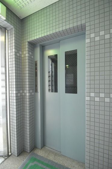 �G���x�[�^�[