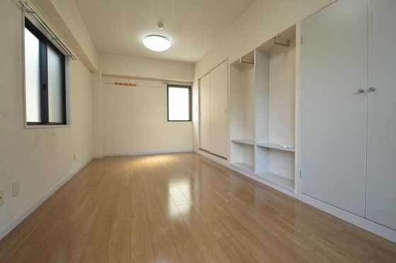 �y�����E���r���O�z�@�p�����������L�X10.0����