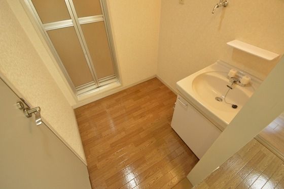 �y���ʏ��z�@���ʒE�ߏ�