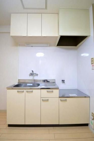 �y�L�b�`���z�@