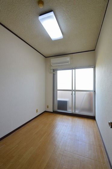 �y���̑������E�X�y�[�X�z�@