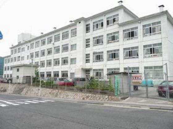 �y���Ӂz�@���w�Z