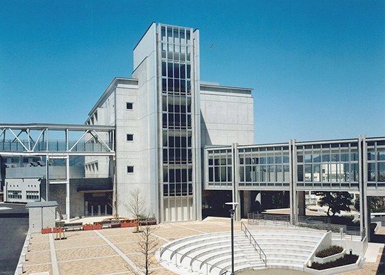 �y���Ӂz�@���w�Z