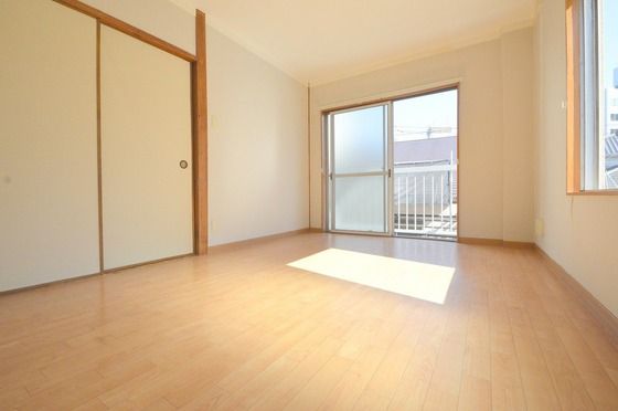 �y���̑������E�X�y�[�X�z�@