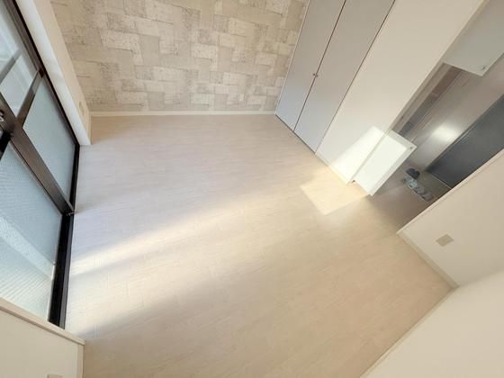 �y�����E���r���O�z�@