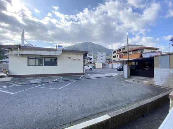 �y���]�z�@