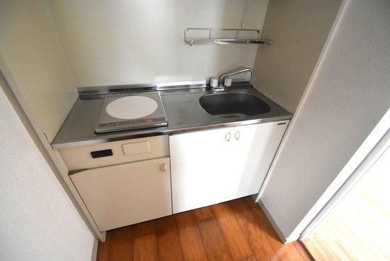 �y�L�b�`���z�@