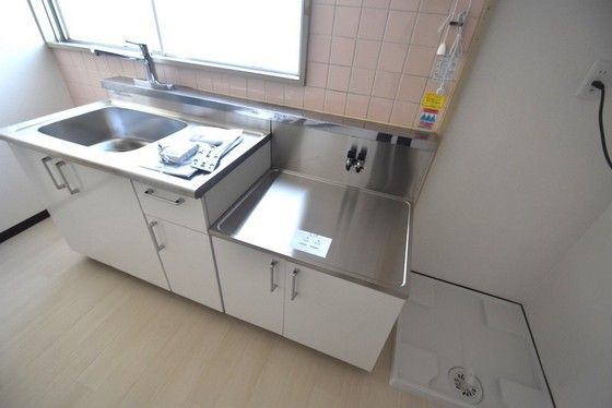 �y�L�b�`���z�@