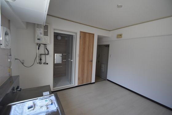 �y���̑������E�X�y�[�X�z�@