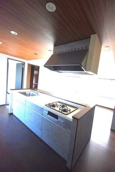 �y�L�b�`���z�@