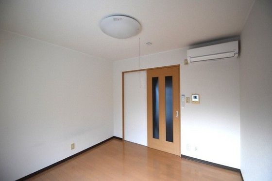 �y���̑������E�X�y�[�X�z�@