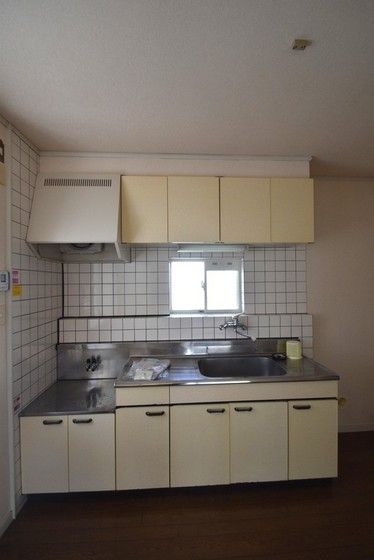 �y�L�b�`���z�@