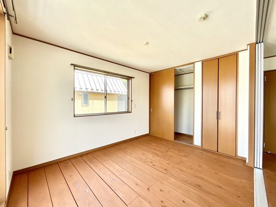 �y���̑��ݔ��z�@