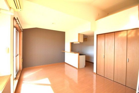 �y���̑������E�X�y�[�X�z�@