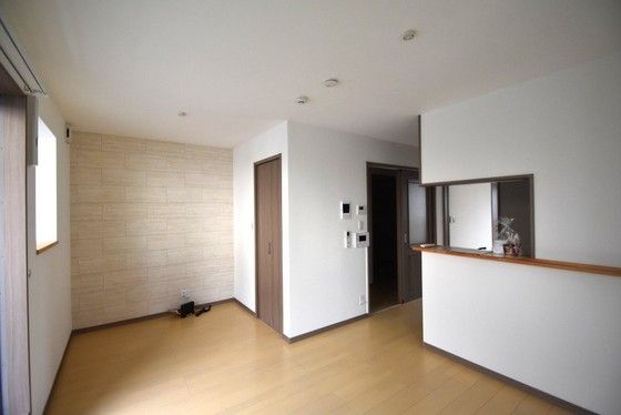 �y�����E���r���O�z�@