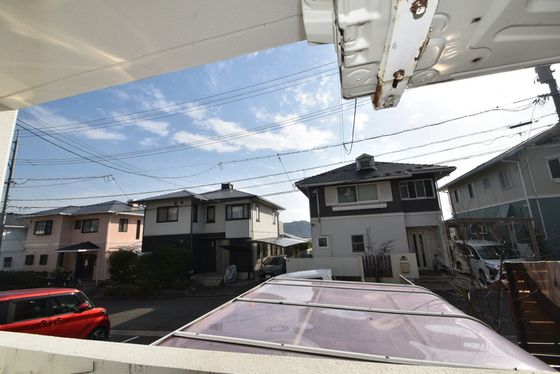 �y���]�z�@