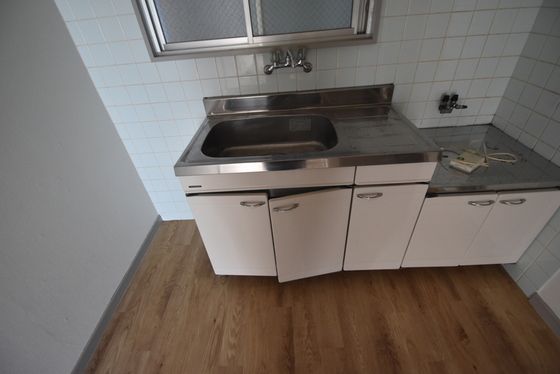 �y�L�b�`���z�@