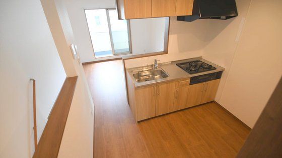 �y���̑��ݔ��z�@