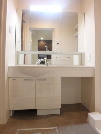 �y���ʏ��z�@