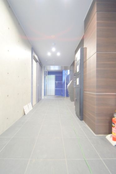 �G���g�����X