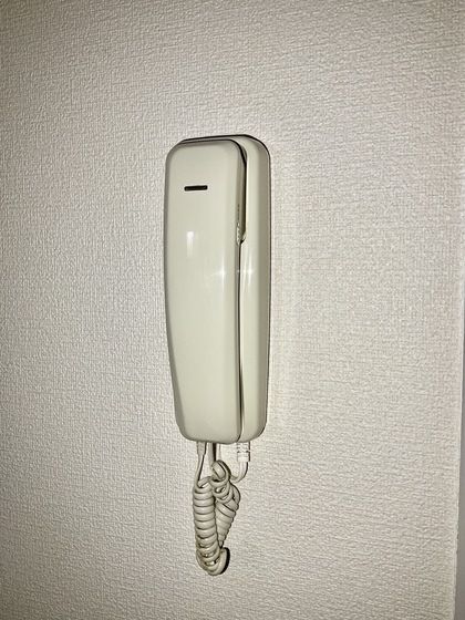 �y�Z�L�����e�B�z�@