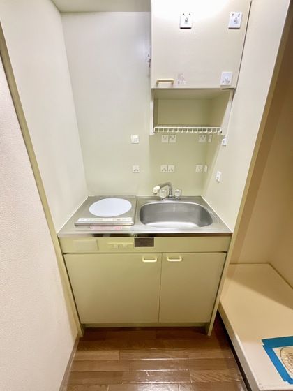 �y�L�b�`���z�@