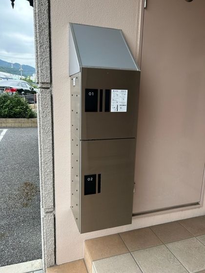 ��zBOX