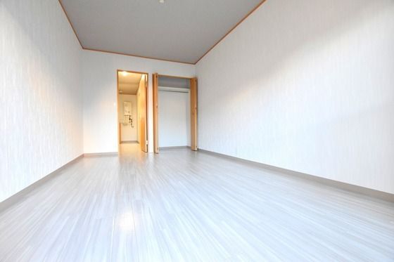 �y���̑������E�X�y�[�X�z�@