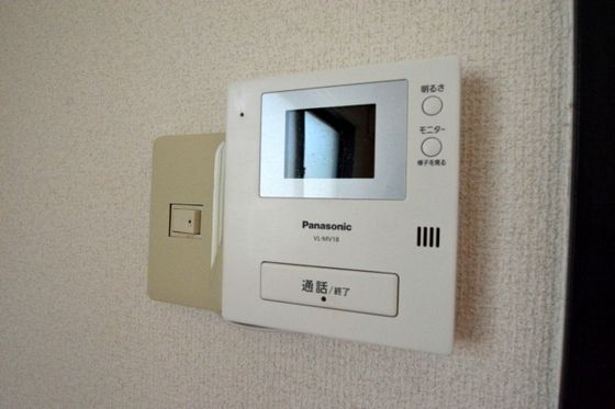�y�Z�L�����e�B�z�@���j�^�[�t�H��