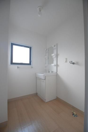 �y���ʏ��z�@