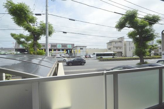 �y���]�z�@