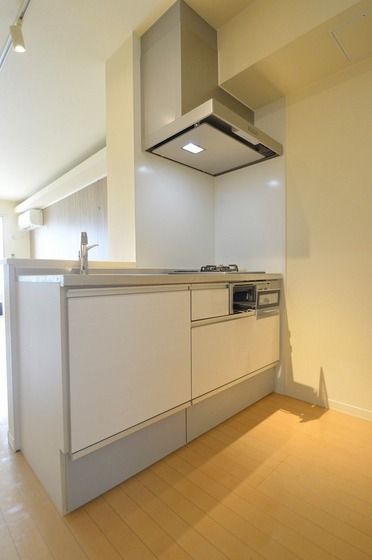 �y�L�b�`���z�@