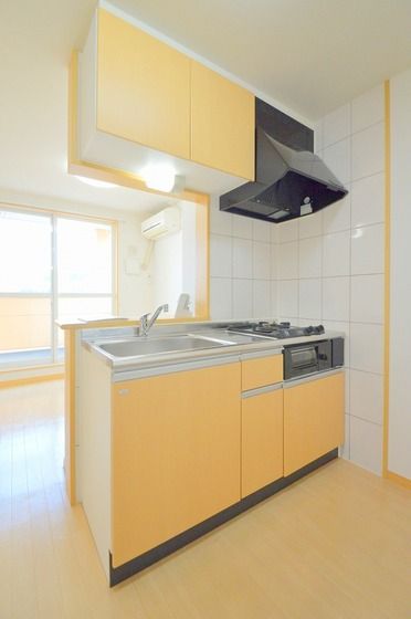 �y�L�b�`���z�@