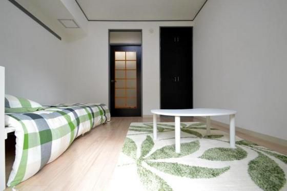 �y�����E���r���O�z�@