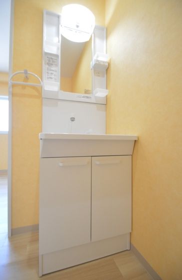 �y���ʏ��z�@�V�����v�[�h���b�T�[�t���̐��ʑ��V�݁�