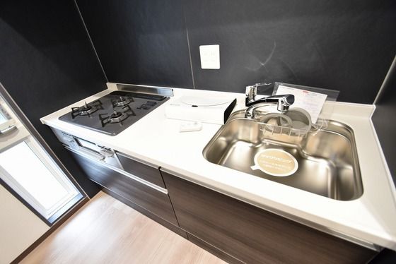 �y���̑��ݔ��z�@