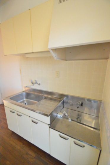 �y�L�b�`���z�@