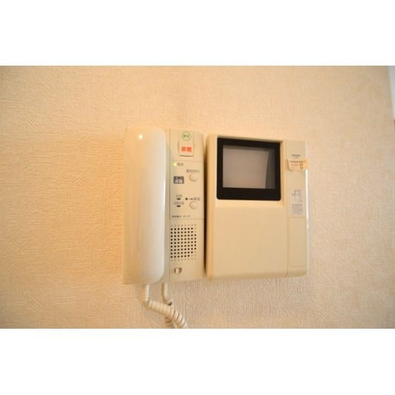 �y�Z�L�����e�B�z�@TV���j�^�[�t���C���^�[�z��