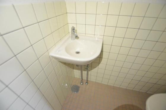 �y���̑��ݔ��z�@