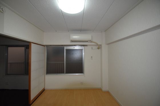 �y���̑������E�X�y�[�X�z�@