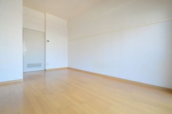 �y�����E���r���O�z�@�m����7.5���E�G�A�R���E�Ɩ��t��