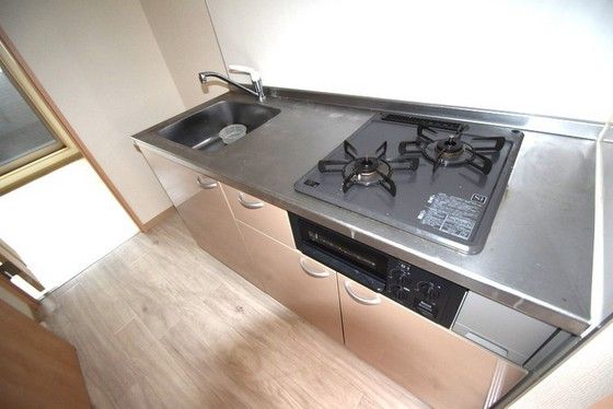 �y�L�b�`���z�@